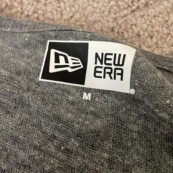 NWT Philadelphia Sixers New Era Woman’s Shirt - Picture 4 of 7